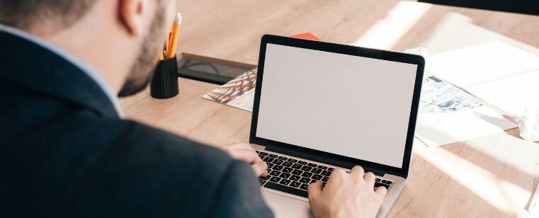 Por que a Pós-Graduação em Direito Digital é essencial para sua carreira Jurídica em 2025