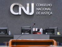 CNJ aprova resolução que garante a gravação e disponibilização integral de atos processuais, assegurando transparência e conformidade com a LGPD. Advogados e partes têm direito ao registro, com restrições para proteger dados sensíveis.