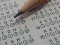 Descubra a estratégia dos 4 quadrantes para a OAB. Foque nas disciplinas certas, acerte mais de 40 questões e garanta sua aprovação na 1ª fase sem estudar todo o edital.