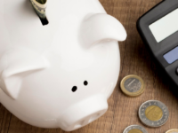 Aproveite a Semana do Consumidor MeuCurso 2026! Pós-Graduações com 60% OFF, Cronogramas OAB 60 dias e curso Pré-Edital TJSP com condições exclusivas. Invista na sua carreira agora.