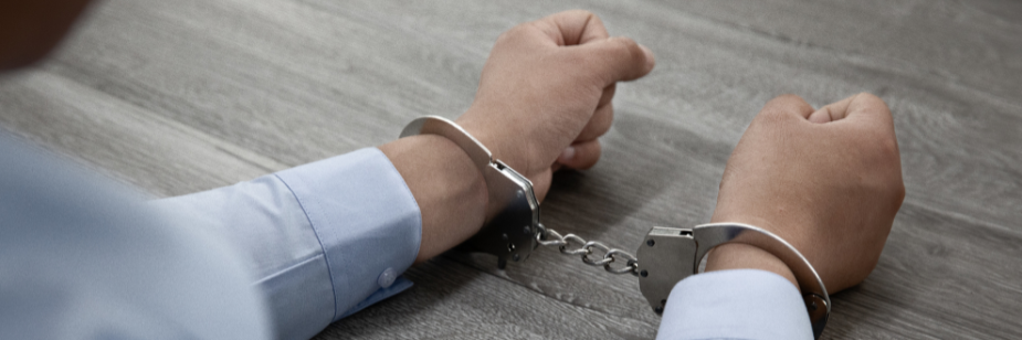 Proibição de Prisão Domiciliar para Líderes de Organização Criminosa: Entendimento Legislativo e Jurisprudencial 