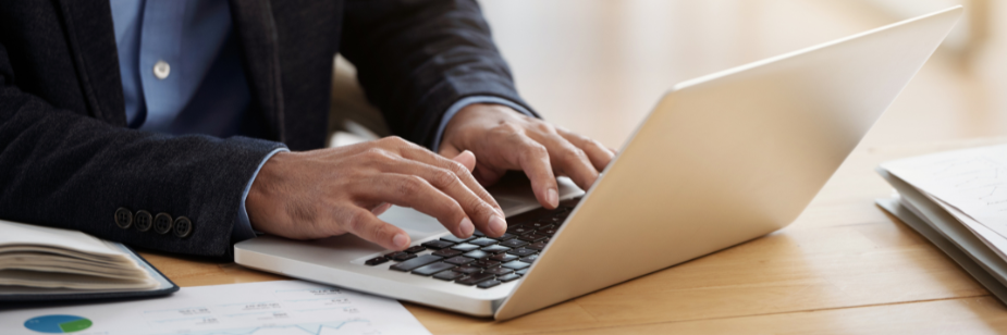 Má-fé por Uso de IA no TST: Advogado é Multado por Precedentes Falsos