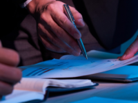 Aprenda o passo a passo de como fazer recurso na prova de 1ª fase da OAB 46. Confira os prazos oficiais, regras de anulação e dicas dos professores do MeuCurso.