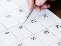 Atenção! A OAB alterou o calendário de exames. Confira as novas datas das provas objetivas e práticas para o 47º, 48º, 49º e 50º Exame de Ordem Unificado.